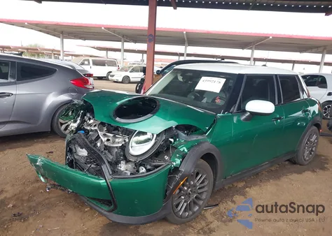 2025 Mini Hardtop Cooper из США, поврежденный, VIN WMW43GD04S2X35130
